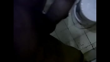 Preview 2 of Hidden Camera Toilet Orgasm - Paja y leche Aldair