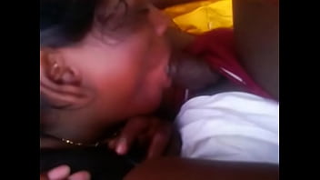 Preview 4 of Keila Confiou No Namorado - Tamil outdoor blowjob 2