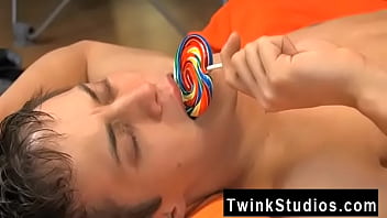 Preview 3 of Japannese Party - Gay fuck The sweetheart is slurping and gargling his meaty colorful
