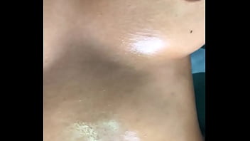 Preview 1 of Huse Mami - Playing with my wet pussy
