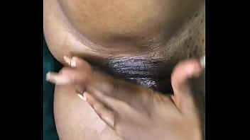 Preview 4 of Huse Mami - Playing with my wet pussy