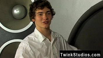 Preview 1 of Clips Joaozim - Hot twink Well,  this is what we call a slick guy. Josh Bensan pulls a