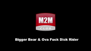 Preview 1 of Crazywife Mom Son Creampie - Horny Bears Fucking a Dude