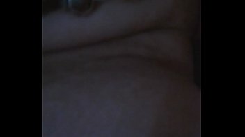 Preview 3 of Animal Smallc Movi - metiendole el dedo a my chola