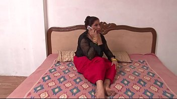 Preview 1 of Mom Teen Sistir - Indian aunties making out