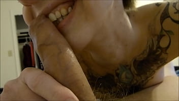 Preview 2 of Conocer Gente Yoga - Skinny tattooed amateur sucks dick and swallows