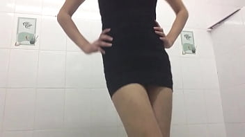 Preview 1 of Big Boobs Party Orgy Group - Sexy baile en vestido y lencer&iacute_a.