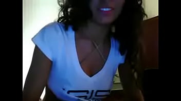 Preview 2 of At Home Mom Naked - chica tetona ense&ntilde_ando melonsotes