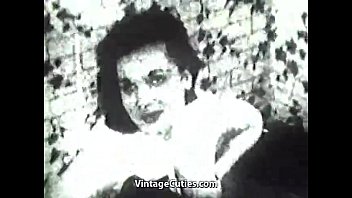 Preview 3 of Mmdsluts - Vintage Sex Game winner takes all