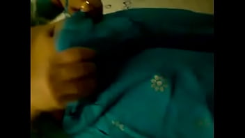 Preview 1 of Zooporn Geschichte - Video - Indian Girl Peeing
