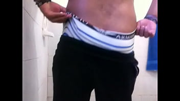 Preview 3 of Dico Fuck - quitandose la ropa