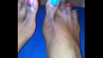 Preview 3 of Toqueteo Gay - pretty pink and blue glitter toes