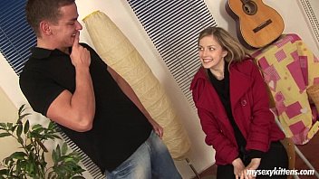 Preview 1 of Pakistani Sheemail Xnxx - Sweet teen Abby gets fucked and jizzed
