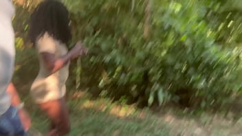 Preview 1 of Sanny Leony Pon Hab - Eu e meu amigo levamos a pretinha gostosa para cachoeira e demos pau para ela