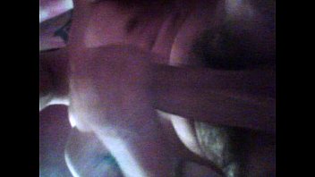 Preview 4 of Under 20 With Mom - buena paja  (chileno hetero)