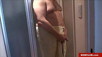 Preview 1 of Chittor Aunty S Sex Videos Live - Hung bear fucking