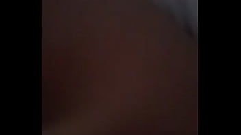 Preview 1 of Biredal Mom - le gusta en cuatro y bien fuerte