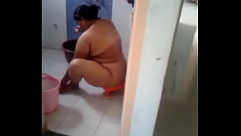 Preview 2 of Xx Techer And Mom - video20140318082138