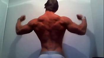 Preview 2 of Desi Aunty 69 - Jeff Seid HD FLEXING MUSCLE