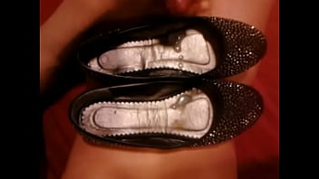 Preview 4 of Hot Sister Elizabeth Video - cum in gf shoes
