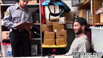 Preview 1 of Viseo Selingkuh Xxx Porno - Inked thief has hairy ass barebacked by latino officer