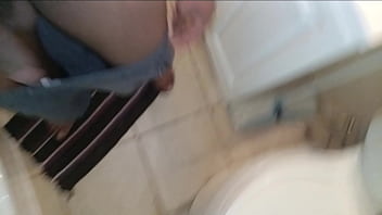 Preview 3 of Chut Pina - Dick flash 2