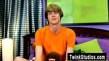 Preview 2 of Whiteblond Tied - Gay twinks Elijah White is another Florida-native twink,  he was sent