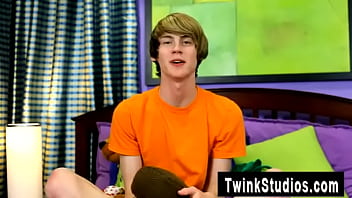 Preview 3 of Whiteblond Tied - Gay twinks Elijah White is another Florida-native twink,  he was sent