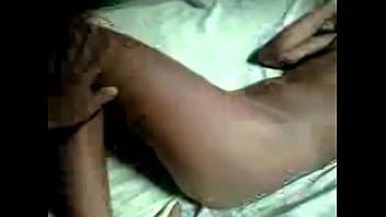 Preview 1 of Overprotected Mum - TRAINDO O NAMORADO NO PINA
