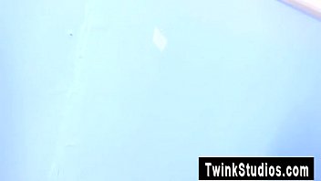 Preview 1 of Nena Tragado Leche Porno - Hot gay Adam Scott and Preston Andrews have an erotic barred bang