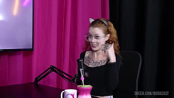 Preview 4 of Drunk Passanger - Ruiva gostosa tem a buceta chupada ficando molhando depois de dizer que quer voltar a focar mais nos conte&uacute_dos porn&ocirc_ - Dracarys
