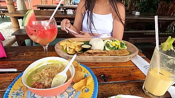 Preview 1 of Zim Worout - INVITO A LA DE TINDER A COMER Y AL FINAL LE COBRO LA COMIDA CON SU CO&Ntilde_O