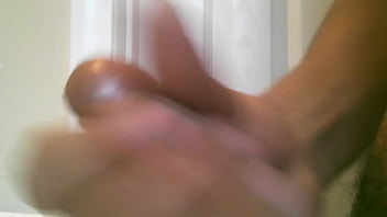 Preview 2 of Yara Skyo - yo masturbandome bien rico