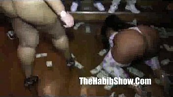 Preview 3 of Pornbudimms - party sex girls : Chiraq BBW fests gone wild with bdeala killinois crew