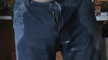 Preview 4 of Teen Ass Eat - pissing jeans 2.MPG