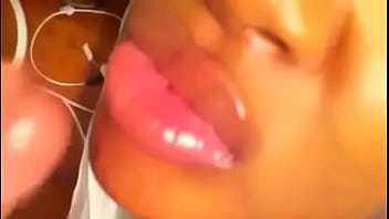 Preview 1 of Teer Caunter - Pretty chick takes a huge Cumshot to the face.