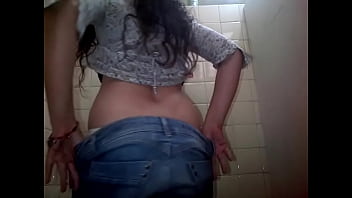 Preview 2 of Einglish Xxx Sek - VID-20130716-00018 - copia.3GP