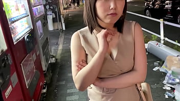 Preview 2 of 14 Yas Xxx Vidio Hd First Time - やられたらやり返すパイ返しだ！！旦那の浮気現場に遭遇し自暴自棄になった奥様のリベンジSEXいざスタート！！セックスレスからセックス中毒者へ&hellip_嫌なことを全部忘れて快楽に溺れまくりイキまくり！！怒涛の中出し3連発！！Part1