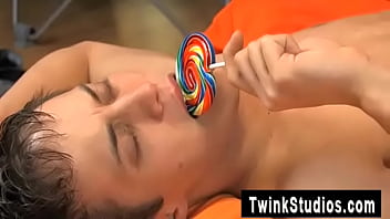 Preview 3 of Mosalim Xxx Videos - Hot gay sex The sweetie is gobbling and fellating his ample colorful