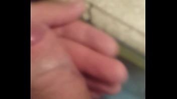 Preview 1 of Teeny Mouthfull - gozando!!
