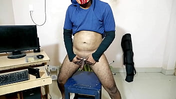 Preview 2 of Lesbo Small Age - See the hard dick man watching porn in mobile