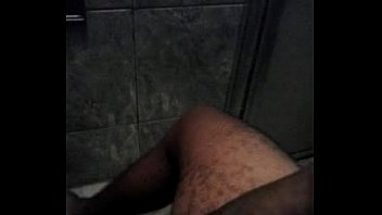 Preview 3 of Xpaja - Masturba&ccedil_&atilde_o no Banheiro