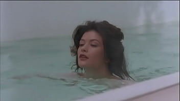 Preview 2 of Ank Dengan Ibu Kandung - Catherine Zeta-Jones - Splitting Heirs