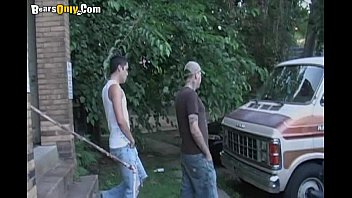 Preview 1 of Grave I - Guy Sucking Dick In The Vanarsonly 4 part1