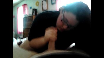 Preview 4 of Virtuababy Isizzu - Quick Blowjob with the Girl Finishing