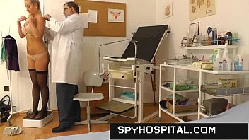 Preview 1 of Sex Vagina - Classy girl at doctor caught on spy cam