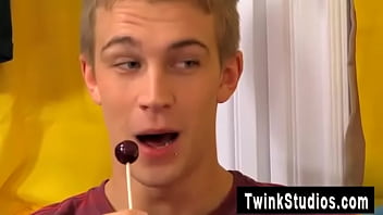 Preview 1 of Engel Small Xxx Sexy Video - Hot gay Gabriel has issues with his parents and Patrick lends a
