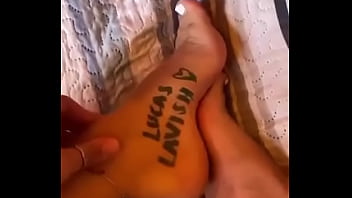 Preview 4 of Xxx Cxx - Mira como toco mis pies _)