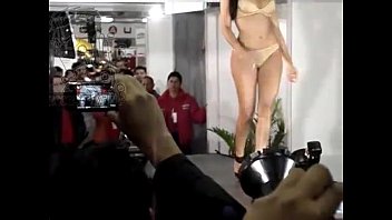 Preview 1 of Runa Khan - DESFILE MODELOS CON LENCERIA EN CEMEXPO ECUADOR