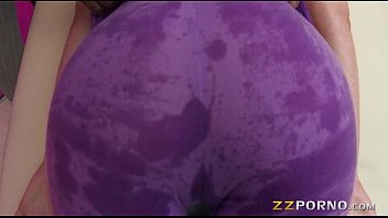 Preview 2 of Massage Beautiful Girl Xnxx - Big ass honey Riley Reid banged with her nasty masseur